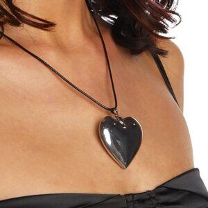 Silver Endless Love Pendant Faux Silver Dolls Kill Necklace New